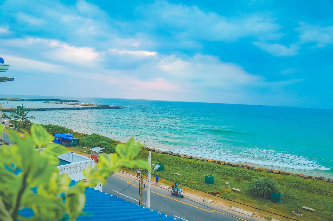 Hikka Ocean Resort Hikkaduwa Buitenkant foto