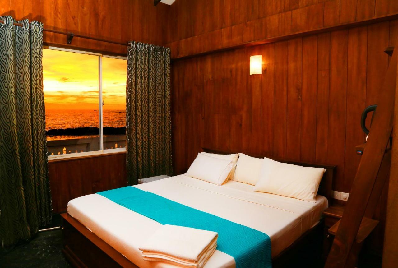 Hikka Ocean Resort Hikkaduwa Buitenkant foto