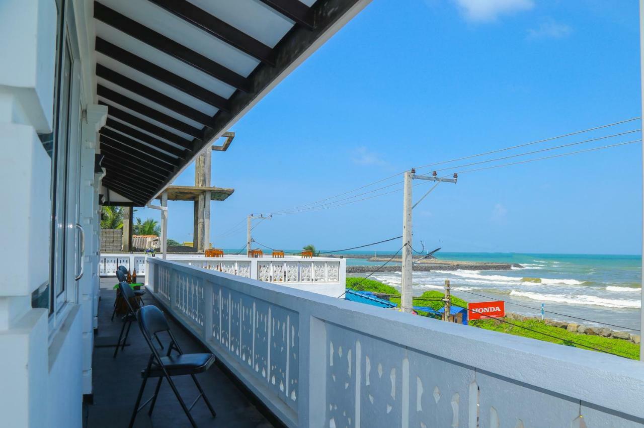 Hikka Ocean Resort Hikkaduwa Buitenkant foto